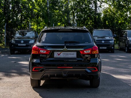 2019 Mitsubishi ASX I Рестайлинг 2, чёрный, 1680000 рублей, вид 4