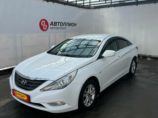 Hyundai Sonata VI (YF)