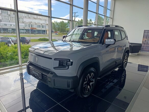 2025 Changan Deepal G318 I, серый, 5740000 рублей