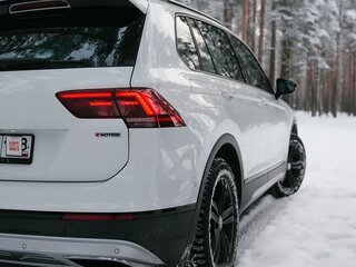 2019 Volkswagen Tiguan II, белый, 2999000 рублей, вид 3