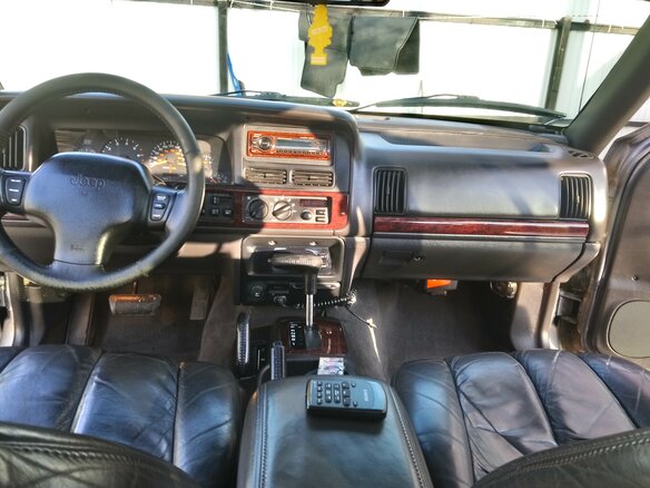 1998 Jeep Grand Cherokee I (ZJ) Рестайлинг, серебристый - вид 9
