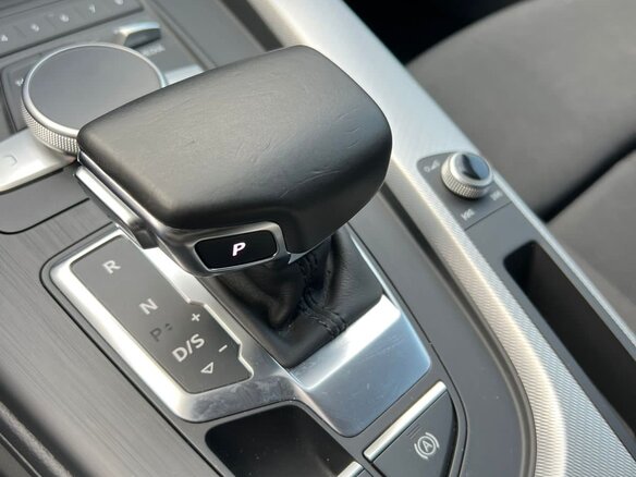 2019 Audi A4 V (B9), чёрный, 2799000 рублей - вид 19