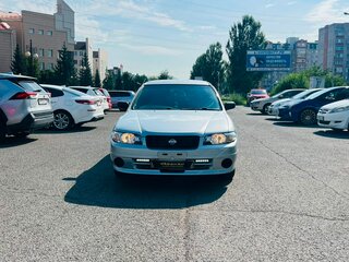 2002 Nissan Expert, серый, 429000 рублей, вид 3