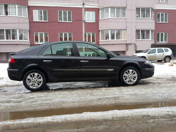 2007 Renault Laguna II Рестайлинг, чёрный - вид 1