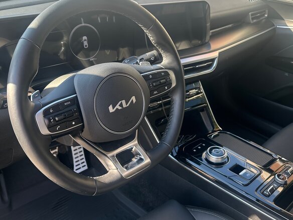 2025 Kia K5 III, серый, 4200000 рублей - вид 8