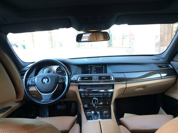 2010 BMW 7 серии 730d V (F01/F02/F04), чёрный - вид 14