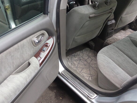 1999 Nissan Cefiro III (A33), серебристый - вид 8