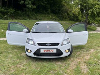 2010 Ford Focus II Рестайлинг, белый, 1150000 рублей, вид 2
