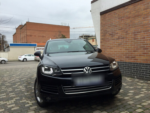 2013 Volkswagen Touareg II, чёрный