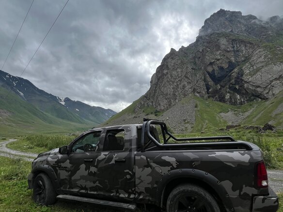 2014 Dodge RAM IV (DS/DJ), серый, 4900000 рублей - вид 9