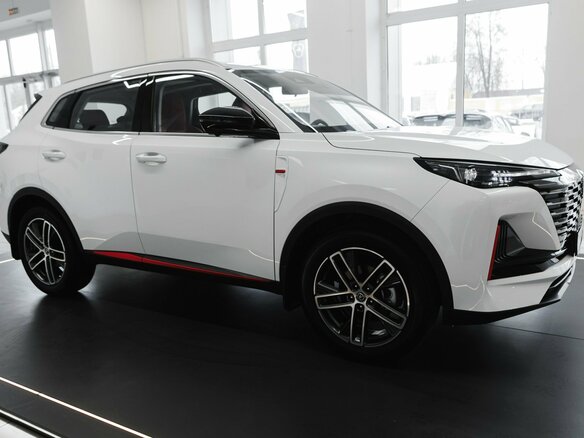 2025 Changan UNI-S I, белый - вид 3