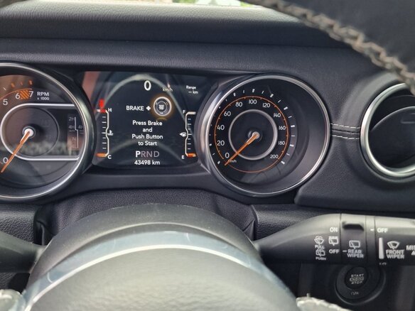 2021 Jeep Wrangler IV (JL), серый, 5299000 рублей - вид 14