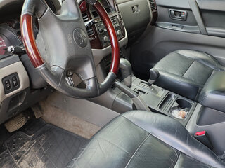 2002 Mitsubishi Pajero III, серебристый, 1250000 рублей, вид 4