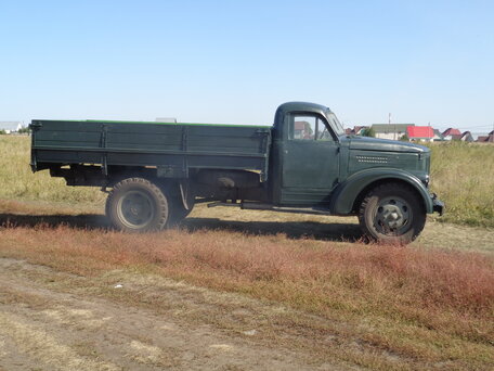 1959 Урал УралЗиС 355, зелёный, 1600000 рублей, вид 3