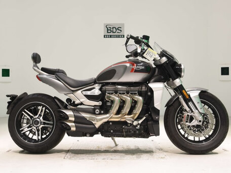 2021 Triumph Rocket III, серебристый, 2050000 рублей, вид 1