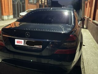 2008 Mercedes-Benz S-Класс 450 V (W221), чёрный, 1100000 рублей, вид 3