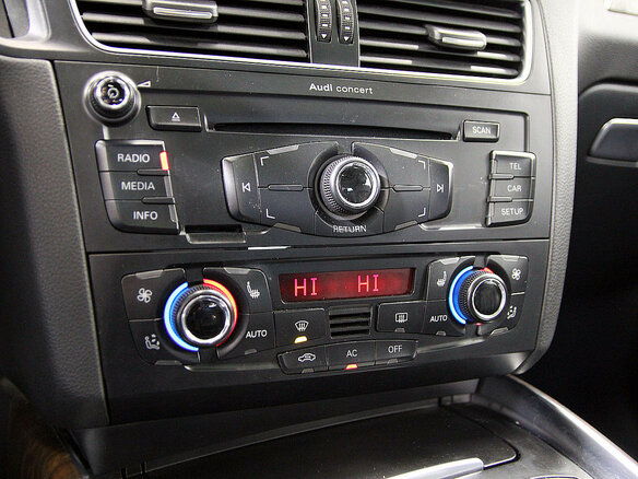 2012 Audi Q5 I (8R), белый - вид 13