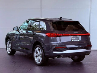 2025 Audi Q5 40 TFSI III (GU), серый, 6426003 рублей, вид 4