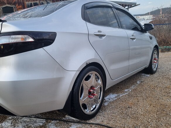 2013 Kia Rio 4-speed III, серый, 650000 рублей - вид 5