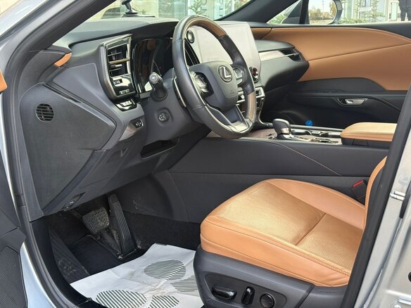 2023 Lexus RX 350 V, серый, 7000000 рублей - вид 8