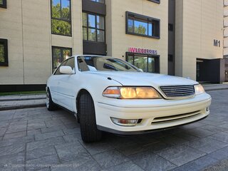 1996 Toyota Mark II VIII (X100), белый, 500000 рублей, вид 3