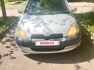 2000 Toyota Vitz I (P10), серебристый, 350000 рублей, вид 1