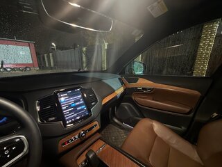2022 Volvo XC90 Recharge II Рестайлинг 1, чёрный, 6800000 рублей, вид 5
