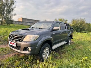 2013 Toyota Hilux VII Рестайлинг, серый, 2490000 рублей, вид 2