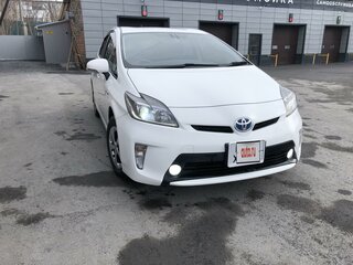 2015 Toyota Prius III Рестайлинг (XW30), белый, 1290000 рублей, вид 2
