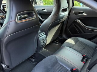 2014 Mercedes-Benz A-Класс 180 III (W176), чёрный, 1500000 рублей, вид 2