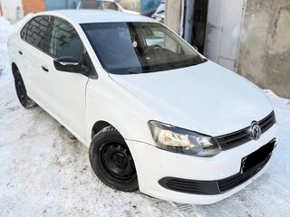 2014 Volkswagen Polo V, белый, 550000 рублей, вид 2