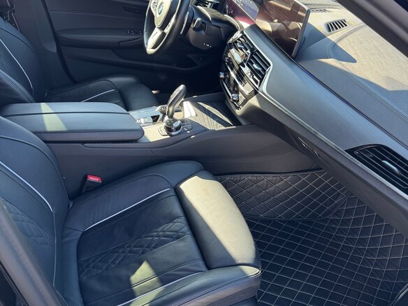 2021 BMW 5 серии 530d xDrive VII (G30/G31/G38) Рестайлинг, чёрный, 7490000 рублей - вид 21
