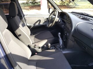 2012 Chevrolet Niva I Рестайлинг, зелёный, 390000 рублей, вид 3