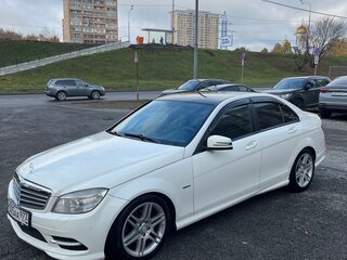 2010 Mercedes-Benz C-Класс 200 III (W204), белый, 1300000 рублей, вид 1