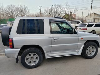 1994 Mitsubishi Pajero II, серебристый, 900000 рублей, вид 2