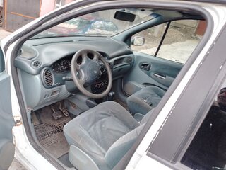 1997 Renault Scenic I, белый, 220000 рублей, вид 2