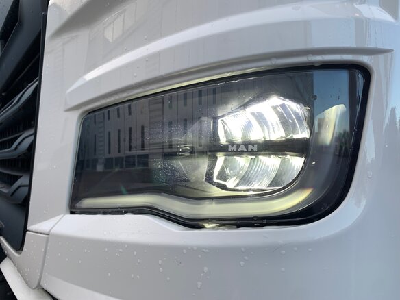 2022 MAN TGX, белый - вид 4