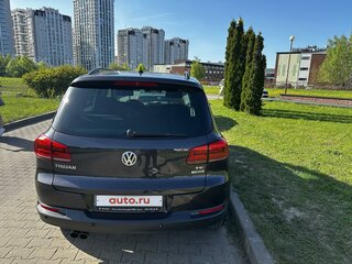 2015 Volkswagen Tiguan I Рестайлинг, чёрный, 1720000 рублей, вид 2