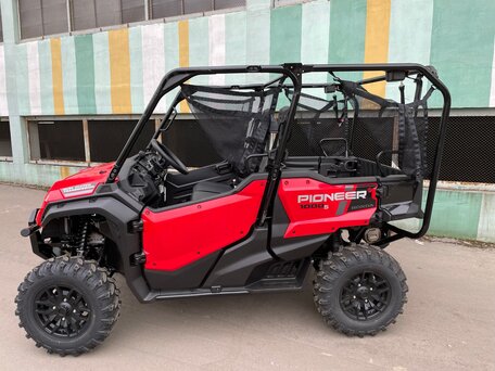 2022 Honda Pioneer, красный, 3400000 рублей, вид 4