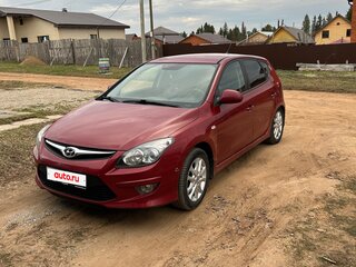 2010 Hyundai i30 I Рестайлинг, красный, 650000 рублей, вид 1