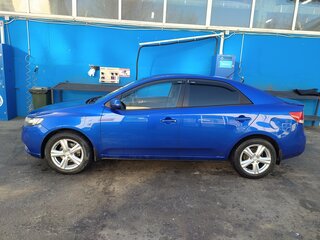 2010 Kia Cerato 6-speed II, голубой, 850000 рублей, вид 4