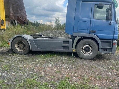 2003 Mercedes-Benz Actros, синий, 2600000 рублей, вид 2