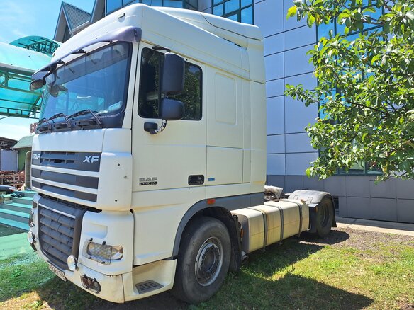 2012 DAF XF 105, белый, 3800000 рублей - вид 1