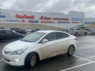 2016 Hyundai Solaris I Рестайлинг, белый, 590000 рублей, вид 4