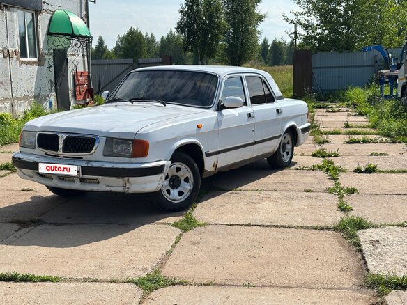 2000 ГАЗ 3110 «Волга», белый, 135000 рублей