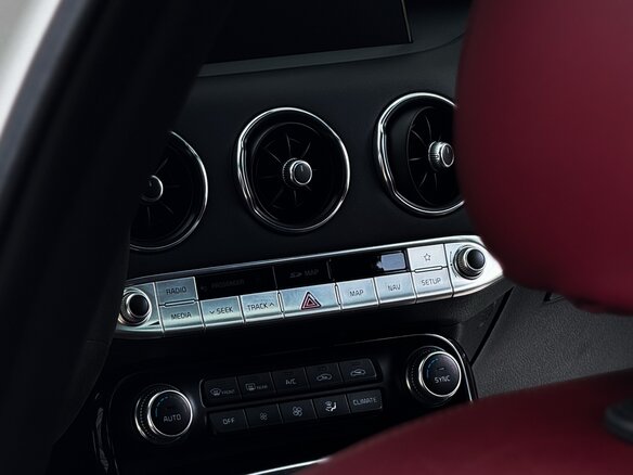 2019 Kia Stinger I, белый, 2900000 рублей - вид 1