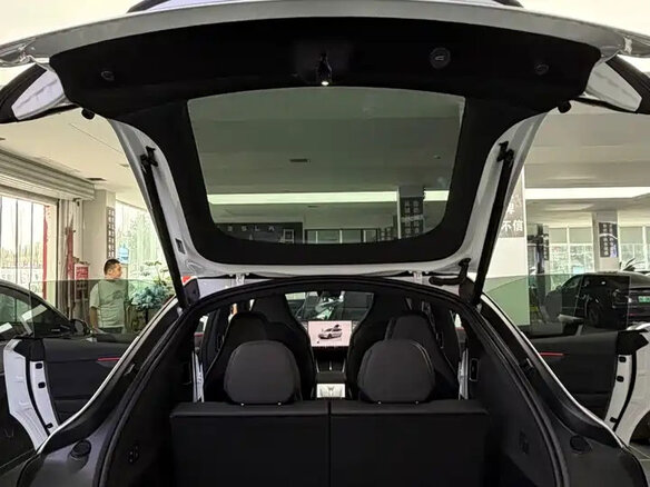 2026 Tesla Model Y L I Рестайлинг, белый - вид 8