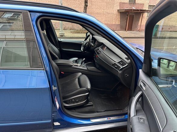 2011 BMW X5 M I (E70), синий, 1775000 рублей - вид 12