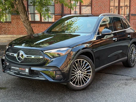 2025 Mercedes-Benz GLC 300 II (X254), чёрный, 7820000 рублей, вид 1