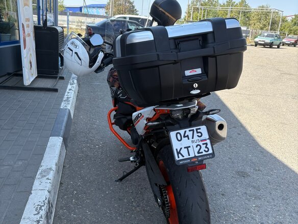 2024 KTM 890 SMT, оранжевый, 1350000 рублей - вид 1